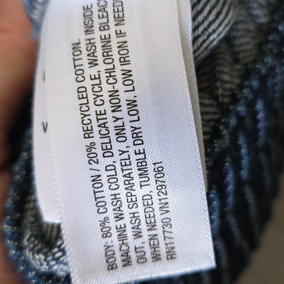 Universal Thread Dark Blue Jean Shorts NWT - Picture 8 of 12